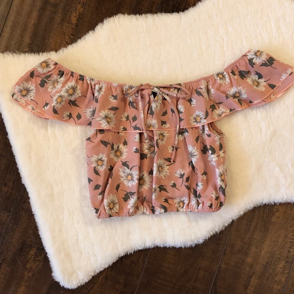 SHOW ME YOUR MUMU - Darla Ruffle Cropped Top - Picture 2 of 8